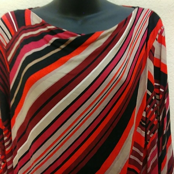 Dana Buchman Long Sleeved Tunic 🍷 - Picture 2 of 7